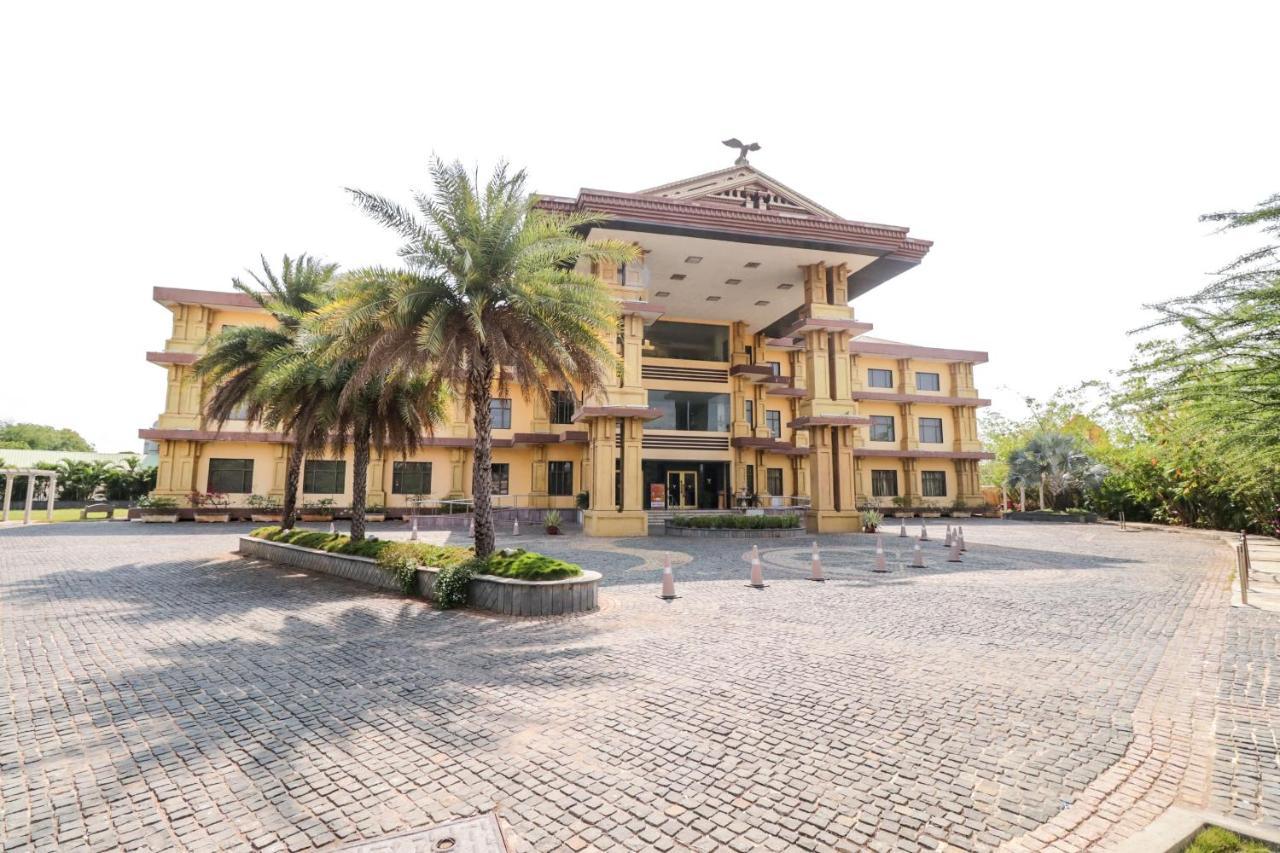 Kolanukonda Townhouse Oak Aavasa Resorts المظهر الخارجي الصورة